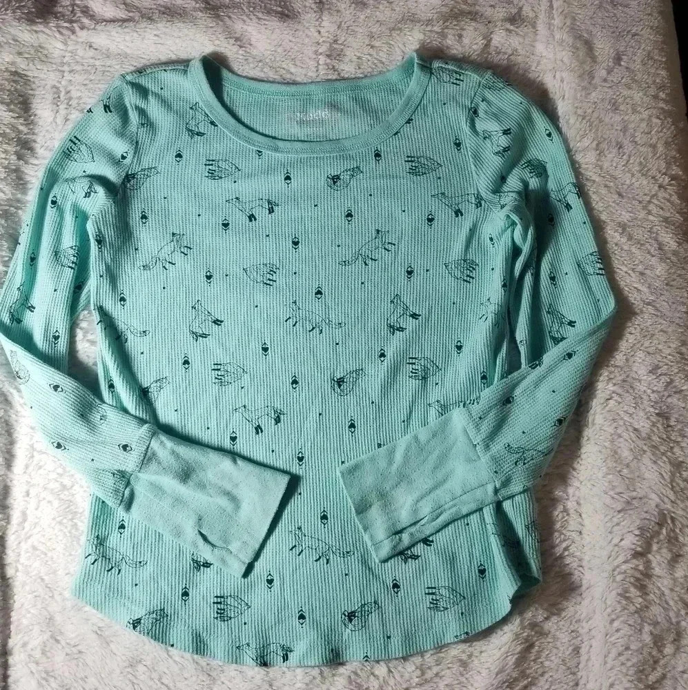 Girls 10 Mudd fox thermal top